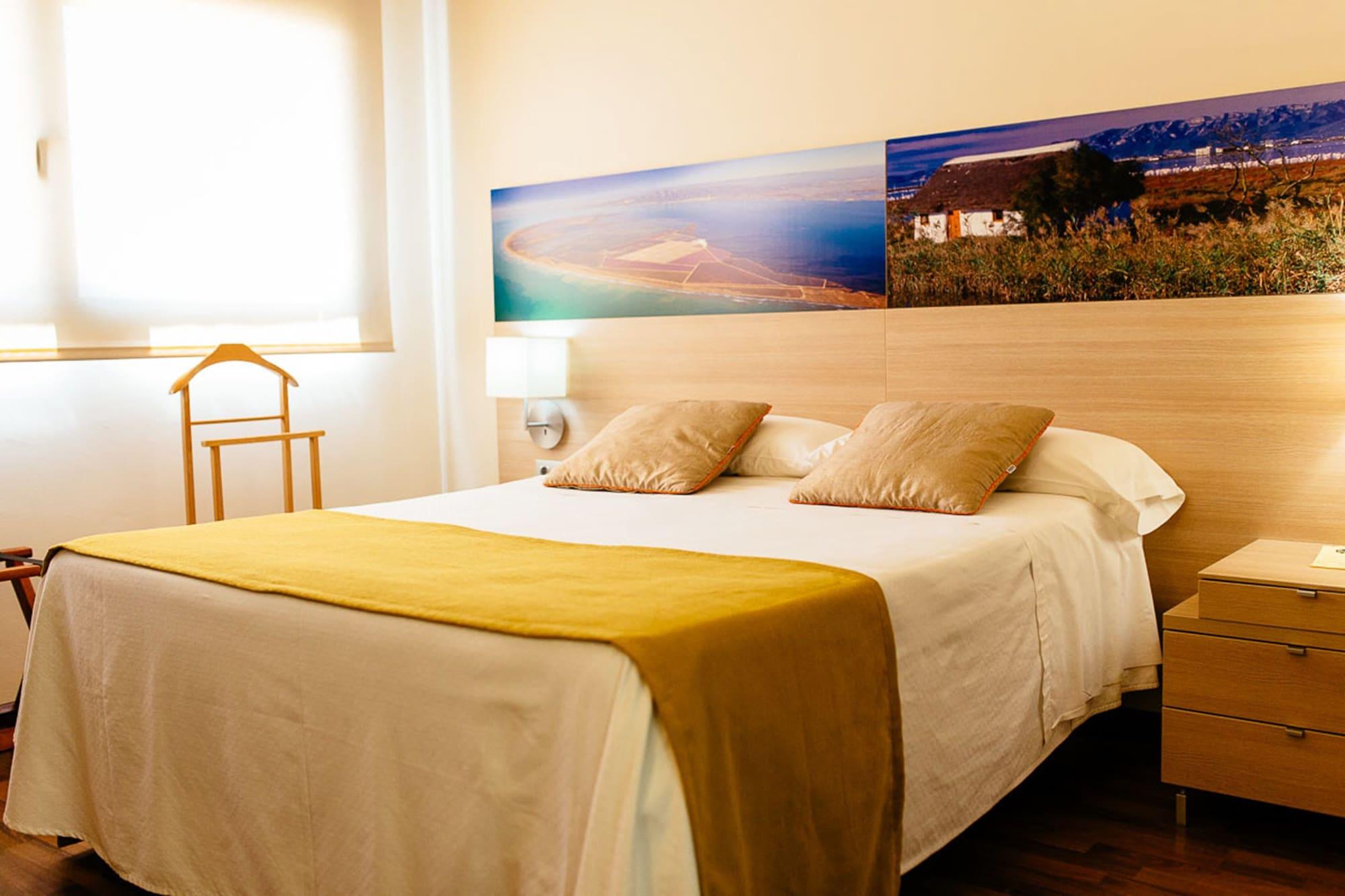 Hotel L'Algadir Del Delta El Poblenou del Delta Luaran gambar