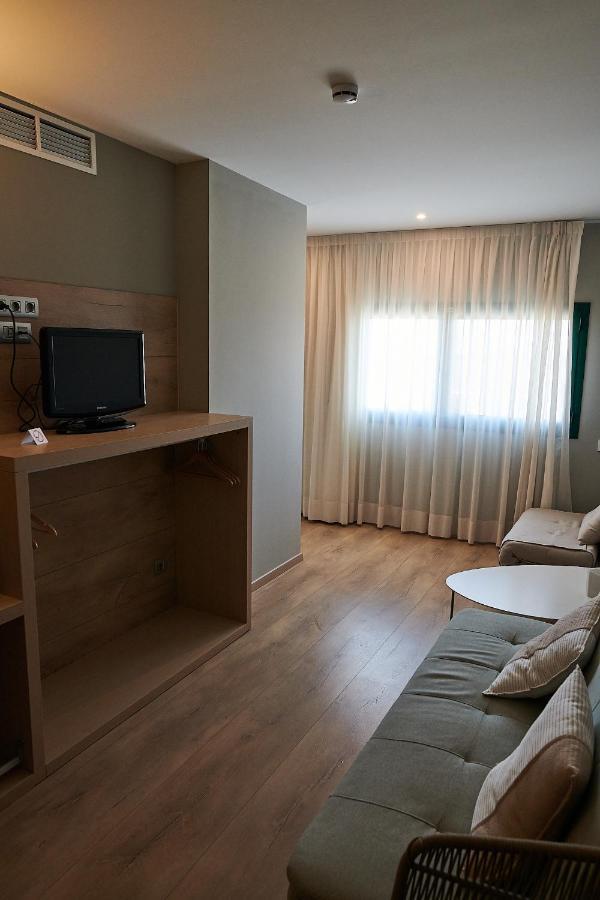Hotel L'Algadir Del Delta El Poblenou del Delta Luaran gambar